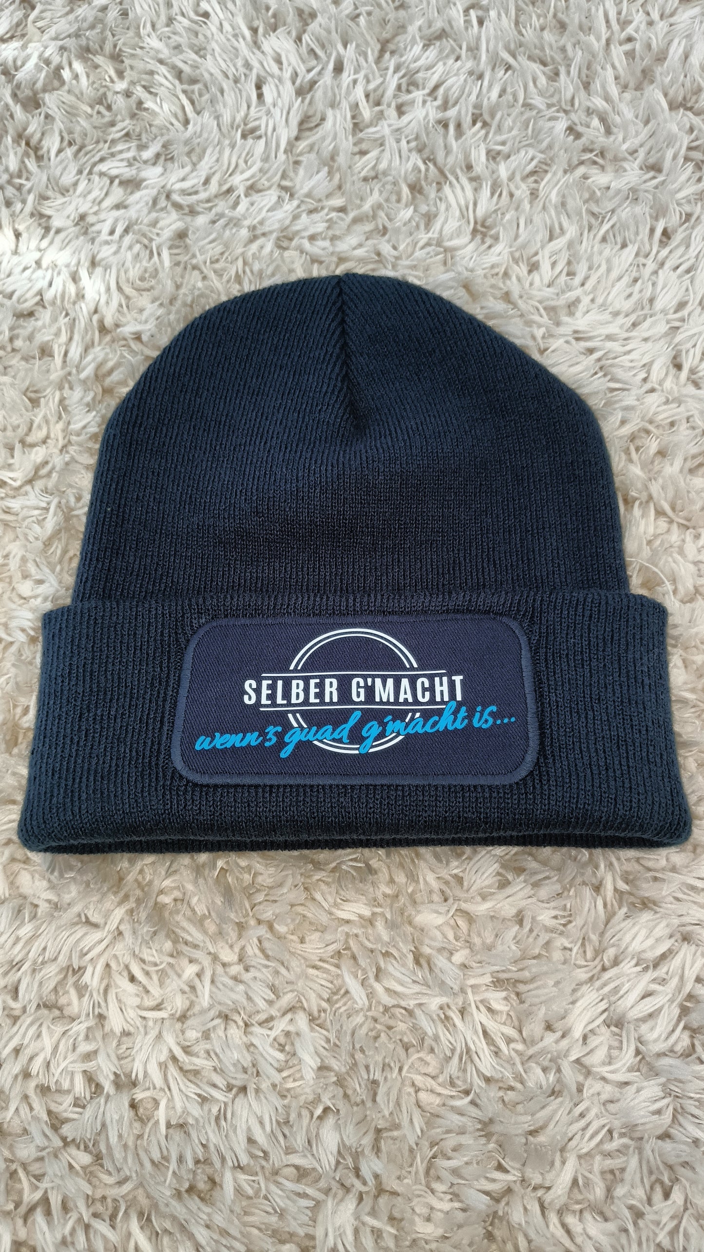 Wintermütze mit Schriftzug "selber g´macht"  (blau)