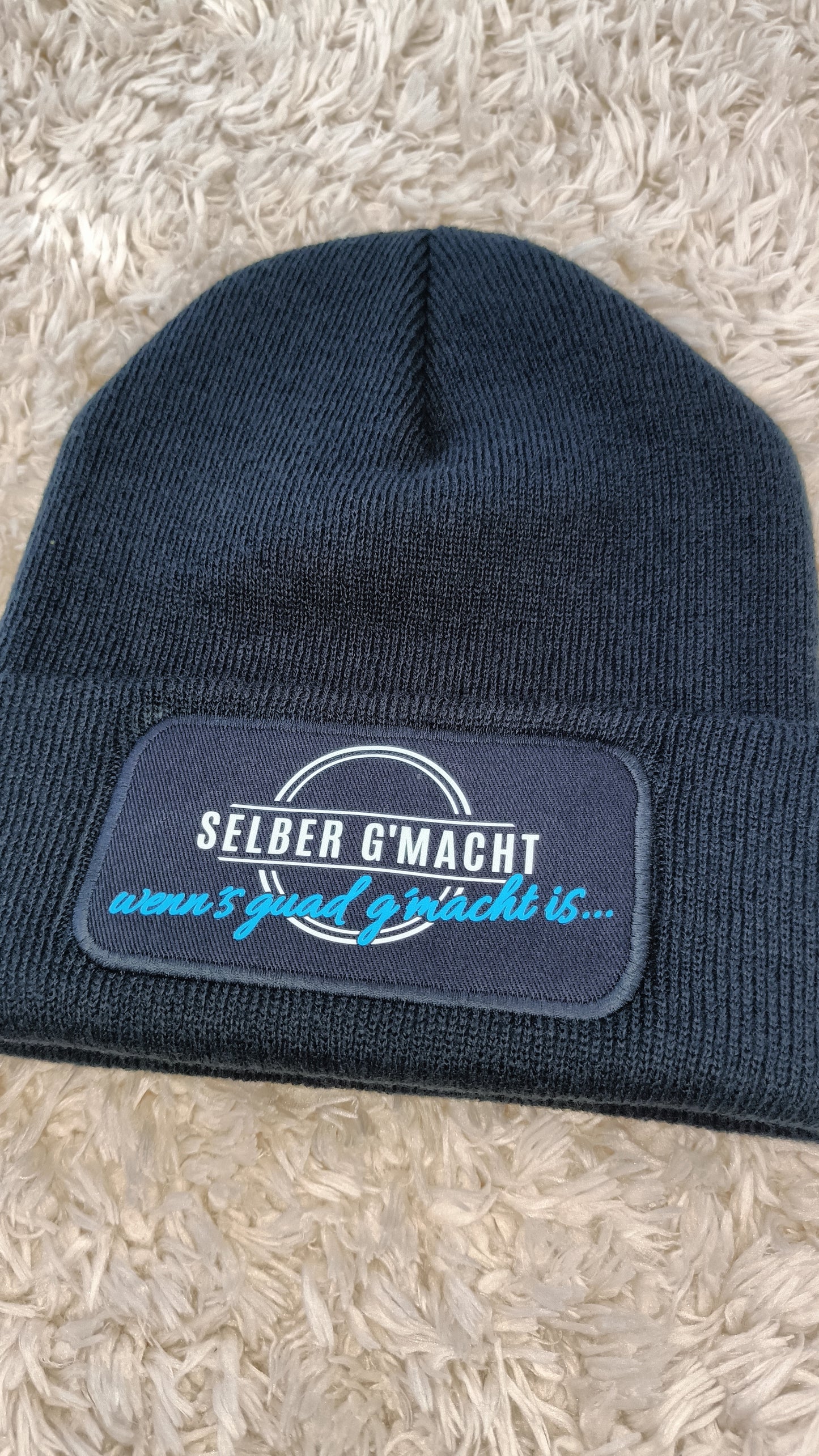 Wintermütze mit Schriftzug "selber g´macht"  (blau)